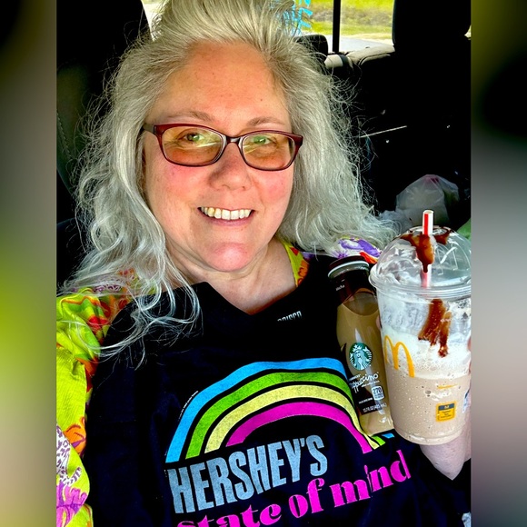 Meet your Posher, Nadalyn - Picture 1 of 1